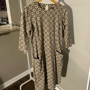 Stylish work from coffee shop dress